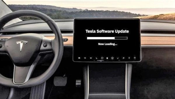 Много неща, които в миналото биха изисквали клиентът да влезе в сервизния център, могат да бъдат обработени чрез OTA, изтъква той. И автомобилният производител може да добави нови функции (като звукови ефекти или игри) и възможности (като подобрен пробег на батерията), докато се разработват. 

&bdquo;Това ни позволява да предоставим изживявания, които наистина, наистина правят автомобила по-добър с времето. Социалните платформи, онлайн форумите, проучванията и обществените събития биха позволили на производителите на автомобили да реагират директно и бързо на оплакванията и желанията на клиентите. С изкуствения интелект превозните средства може дори да са в състояние да &bdquo;самодиагностицират проблеми и да предсказват проблеми&ldquo;, посочва Бенсаид. 

OTA актуализациите могат да разширят функционалността, остатъчната стойност и продължителността на живота на превозното средство. Въпреки това ще е необходима бдителност, за да се гарантира сигурността. &bdquo;Увеличаваме значително риска за потребителите. И не само това, но знаем, че е сравнително лесно да се направи злонамерен софтуер&ldquo;, признава Дейвид Барзилай, съосновател на фирмата за автомобилна киберсигурност Karamba Security. &bdquo;Това наистина е доста рисковано в много аспекти&ldquo;.
